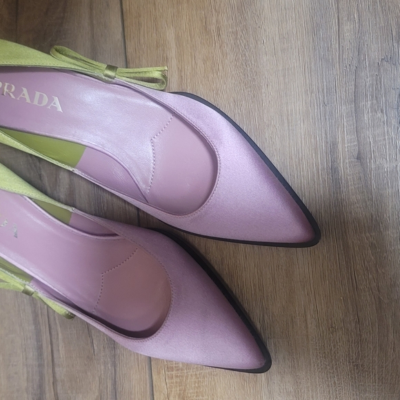 Prada Pink and Green Heels Sleek Design - Picture 2 of 9